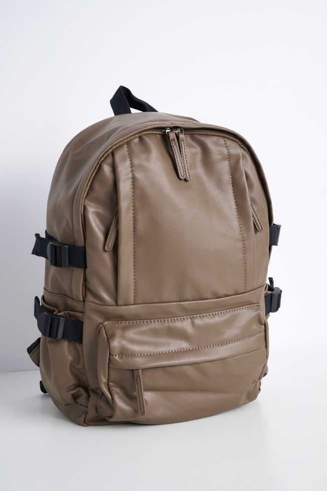 Leather effect backpack Capuccino attrattivo